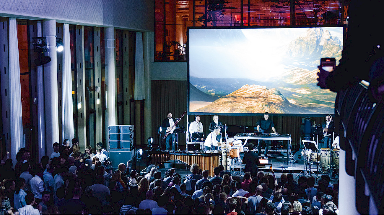 tonhalleLATE – classic meets electronic