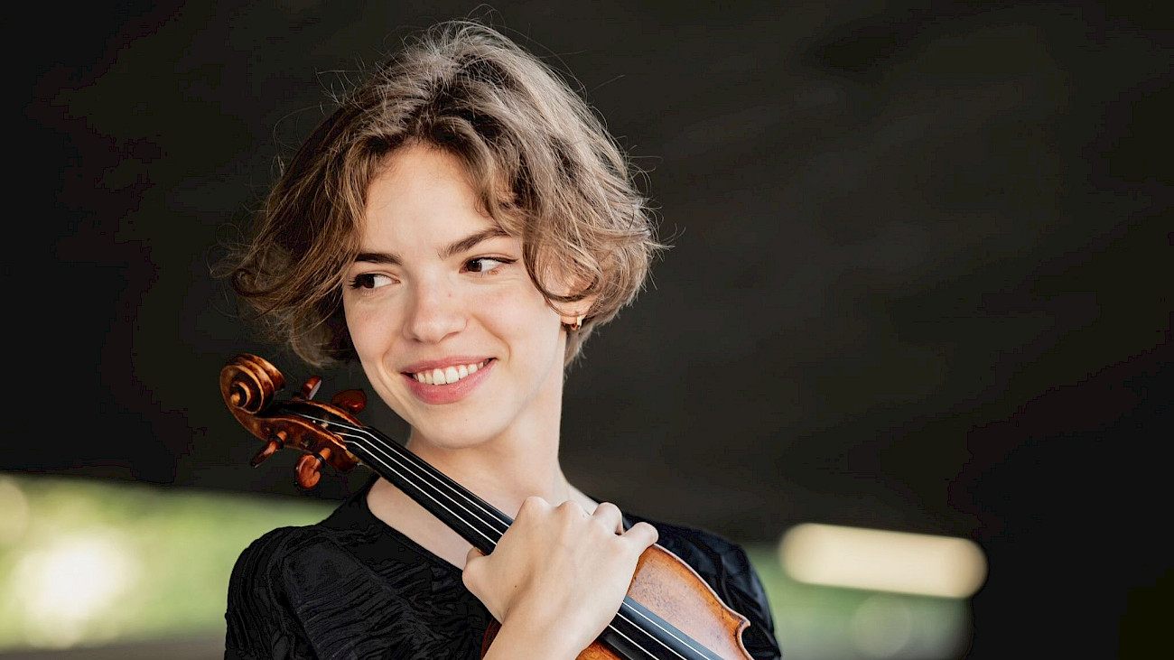 Ilva Eigus interpretiert Mozart 5. Violinkonzert